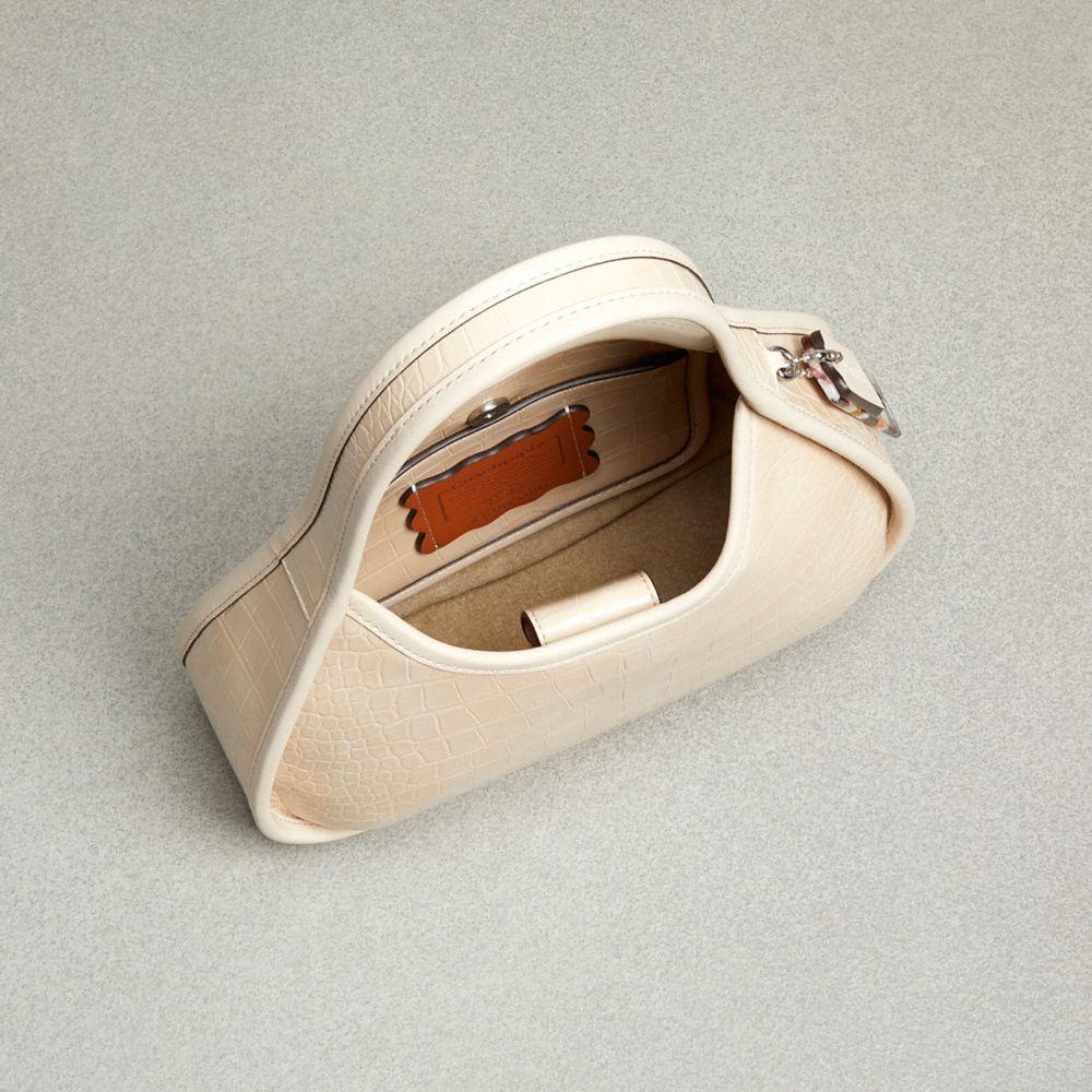 Beige Coach Ergo Bag In Croc Embossed Coachtopia Leather | COH865112
