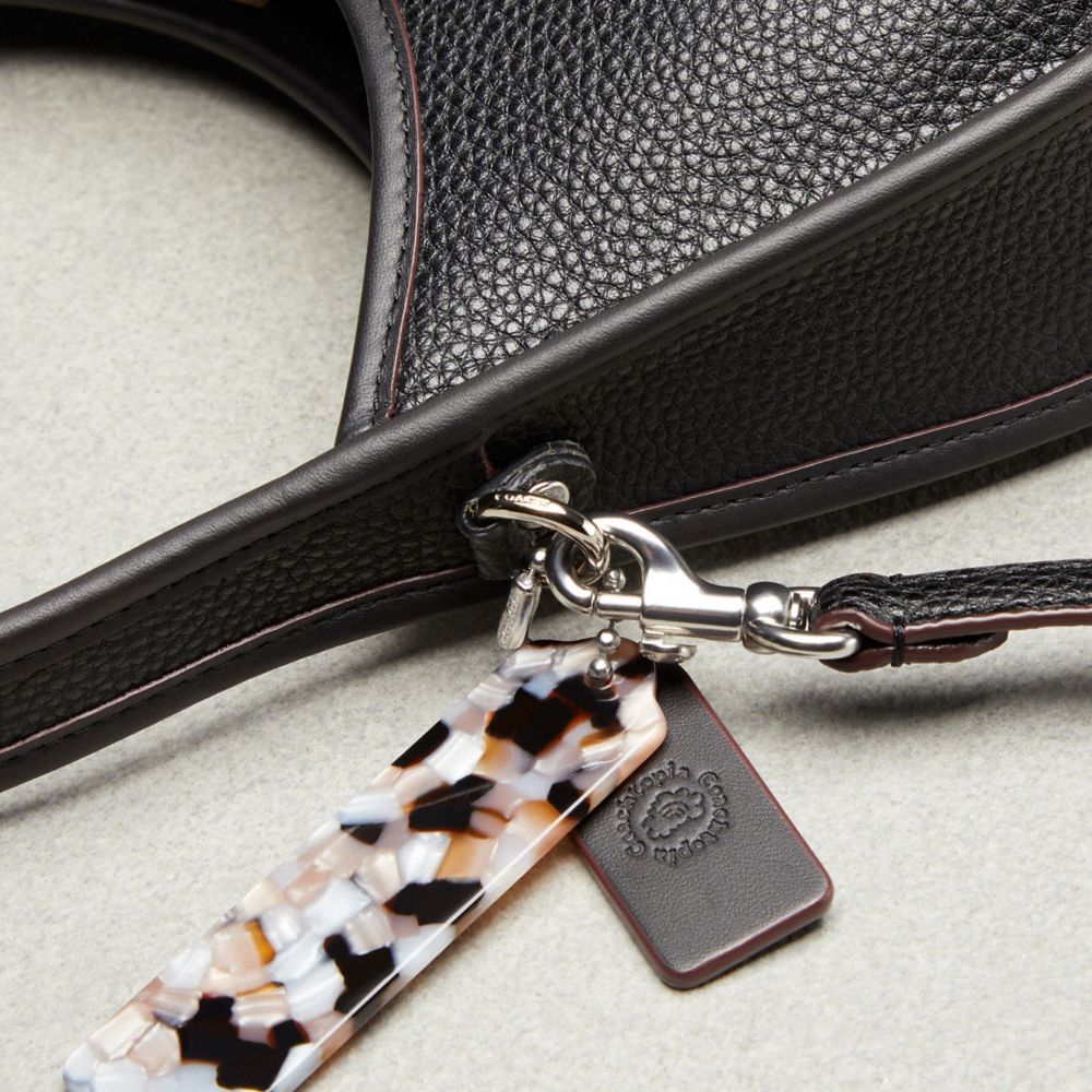 Black Coach Ergo Bag With Crossbody Strap In Pebbled Coachtopia Leather | COH865369