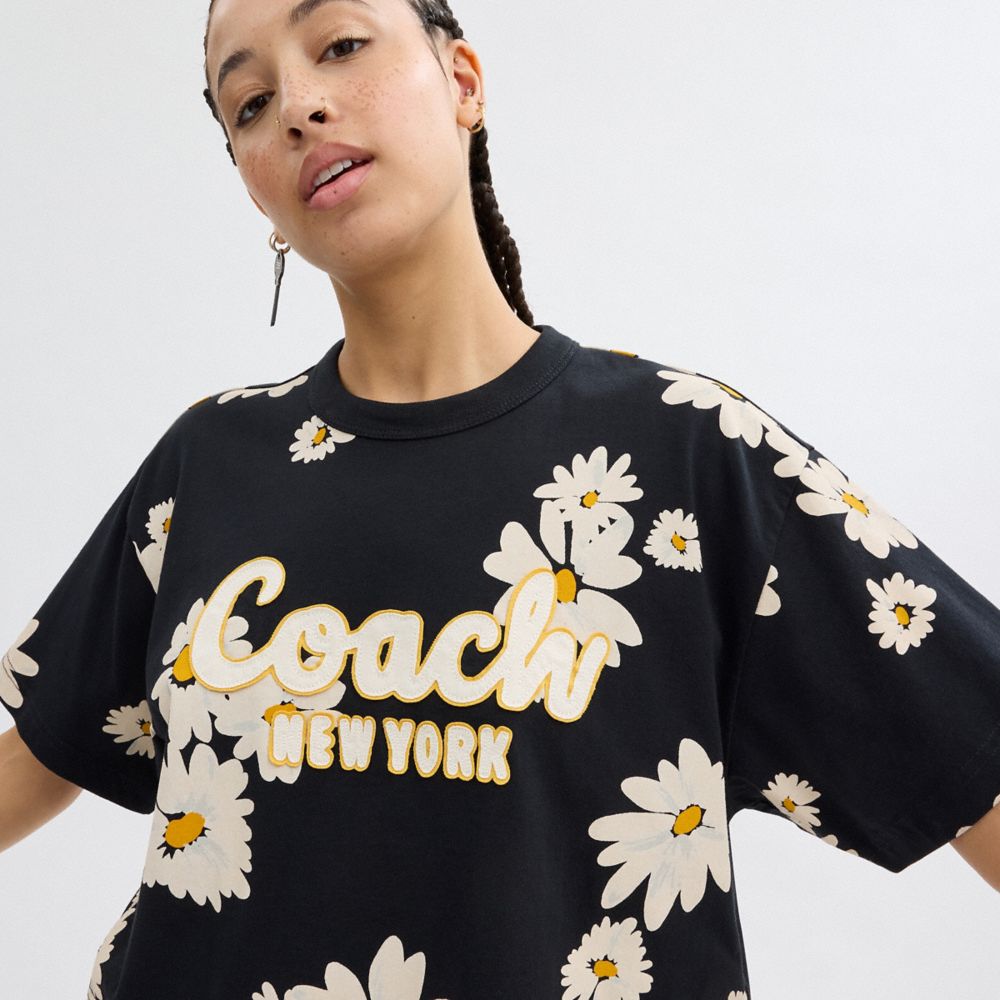 Black Coach Floral Cropped Signature Script T Shirt In Organic Cotton | COH865998