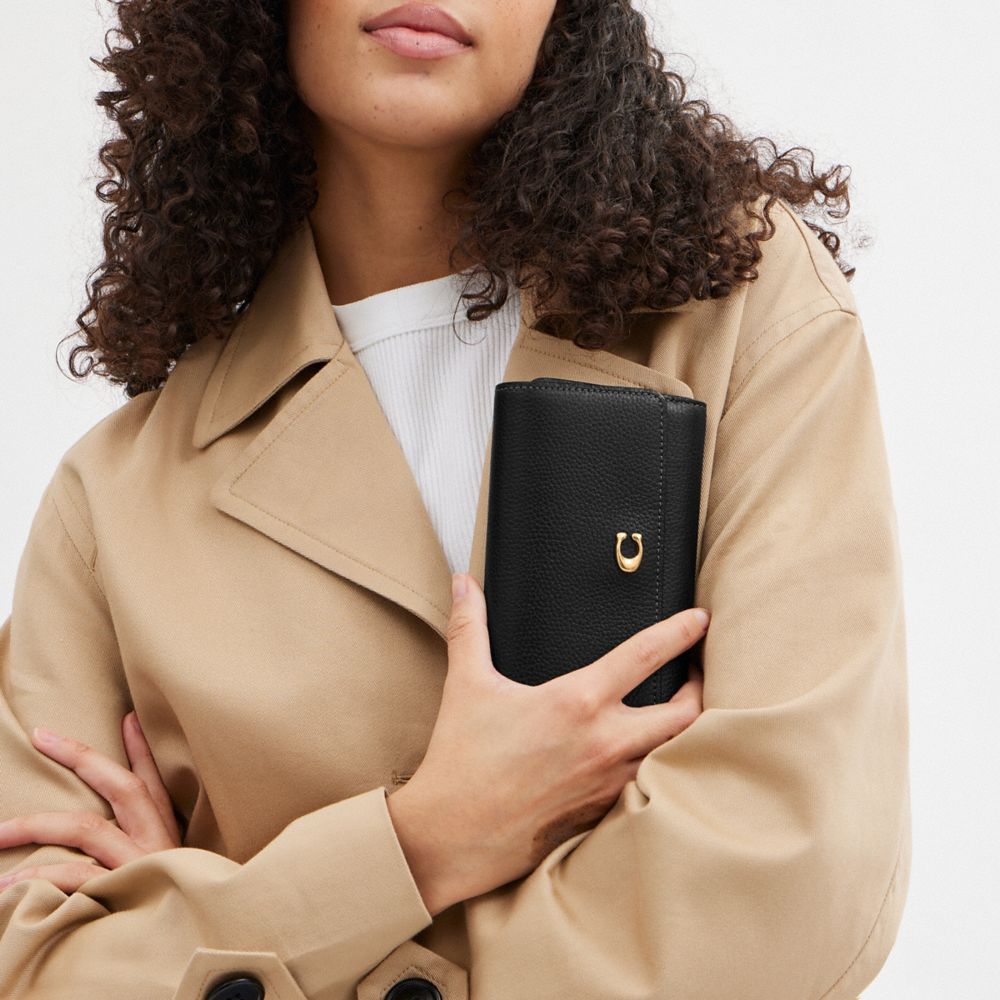 Brass/Black Coach Essential Medium Flap Wallet | COH865507