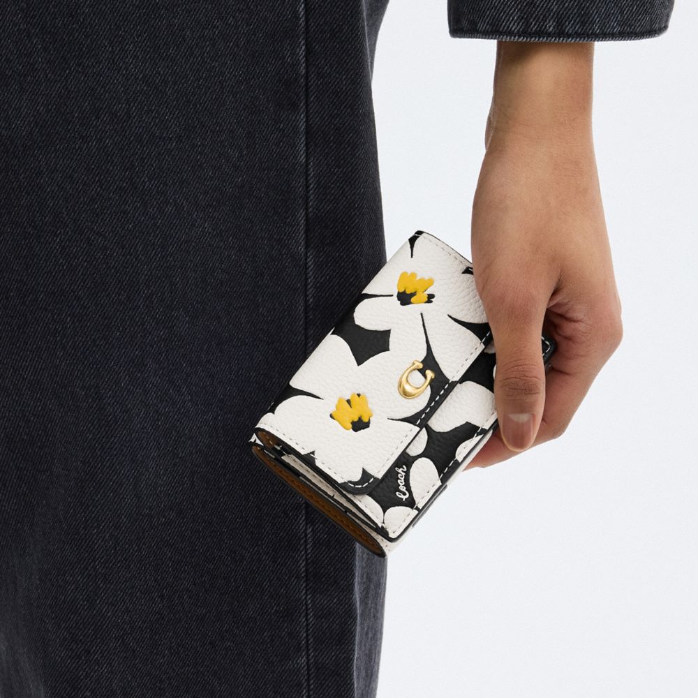 Brass/Chalk Multi Coach Essential Mini Trifold Wallet With Floral Print | COH865590