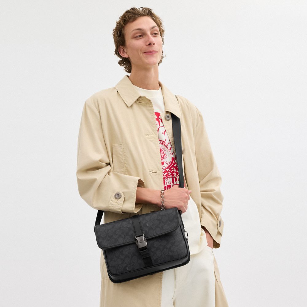 Charcoal Signature Coach League Messenger Bag In Signature Canvas | COH866615