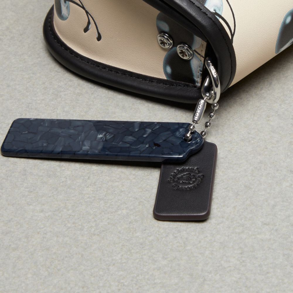 Coachtopia Leather/Black/Chalk Multi Coach Wavy Dinky Bag In Coachtopia Leather With Cherry Print | COH864960