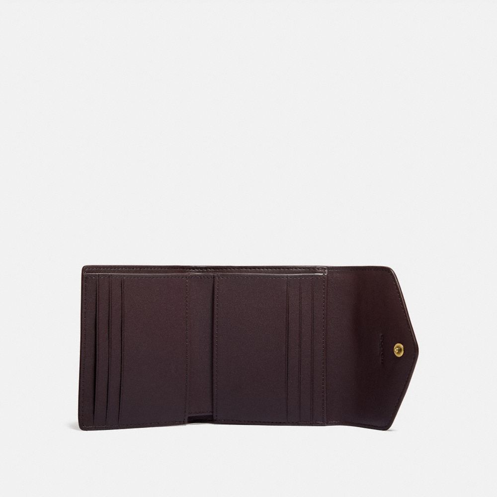 Crossgrain Leather/Brass/Chalk Taupe Multi Coach Wyn Small Wallet In Colorblock | COH865607