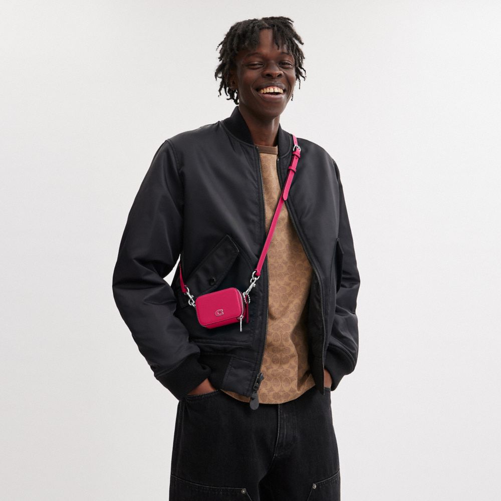 Dragon Fruit Coach Crossbody Pouch | COH866547