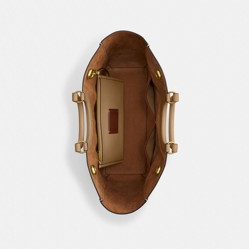 Glovetan Leather/Brass/Beige Coach Rae Tote Bag | COH865069