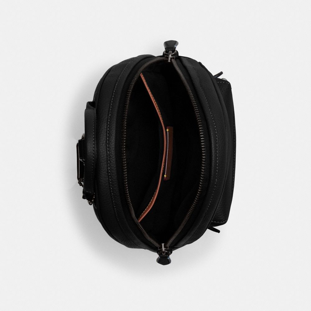 Polished Pebble Leather/Black Coach Charter Pack | COH866589