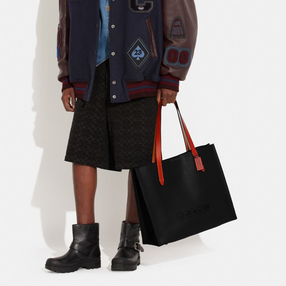 Polished Pebble Leather/Black Coach Relay Tote Bag | COH866646