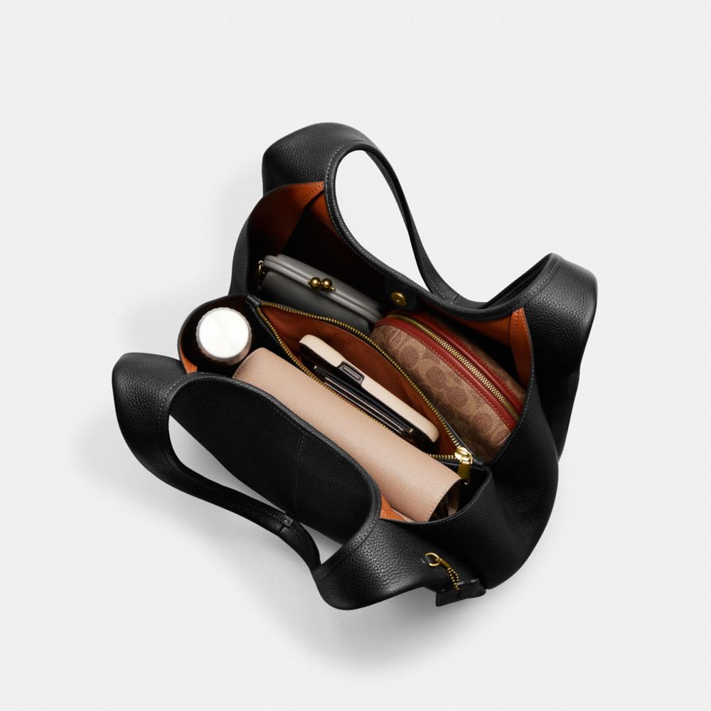Refined Pebble Leather/Brass/Black Coach Lana Shoulder Bag | COH865122