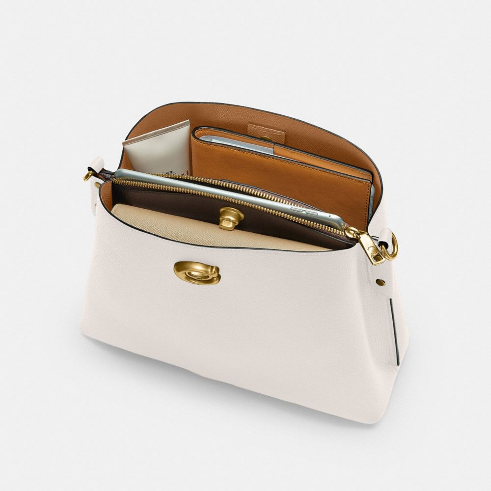Refined Pebble Leather/Brass/Chalk Multi Coach Willow Shoulder Bag In Colorblock | COH864939