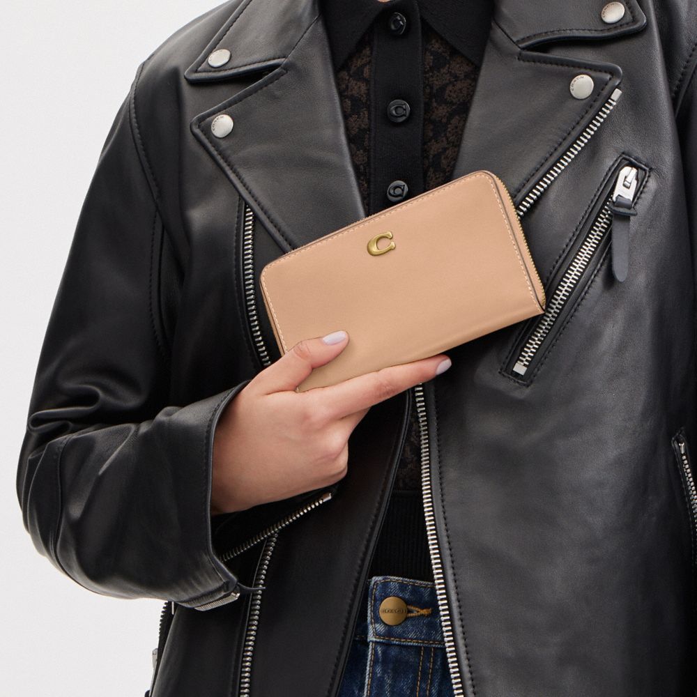 Silver/Buff Coach Medium Zip Around Wallet | COH865505