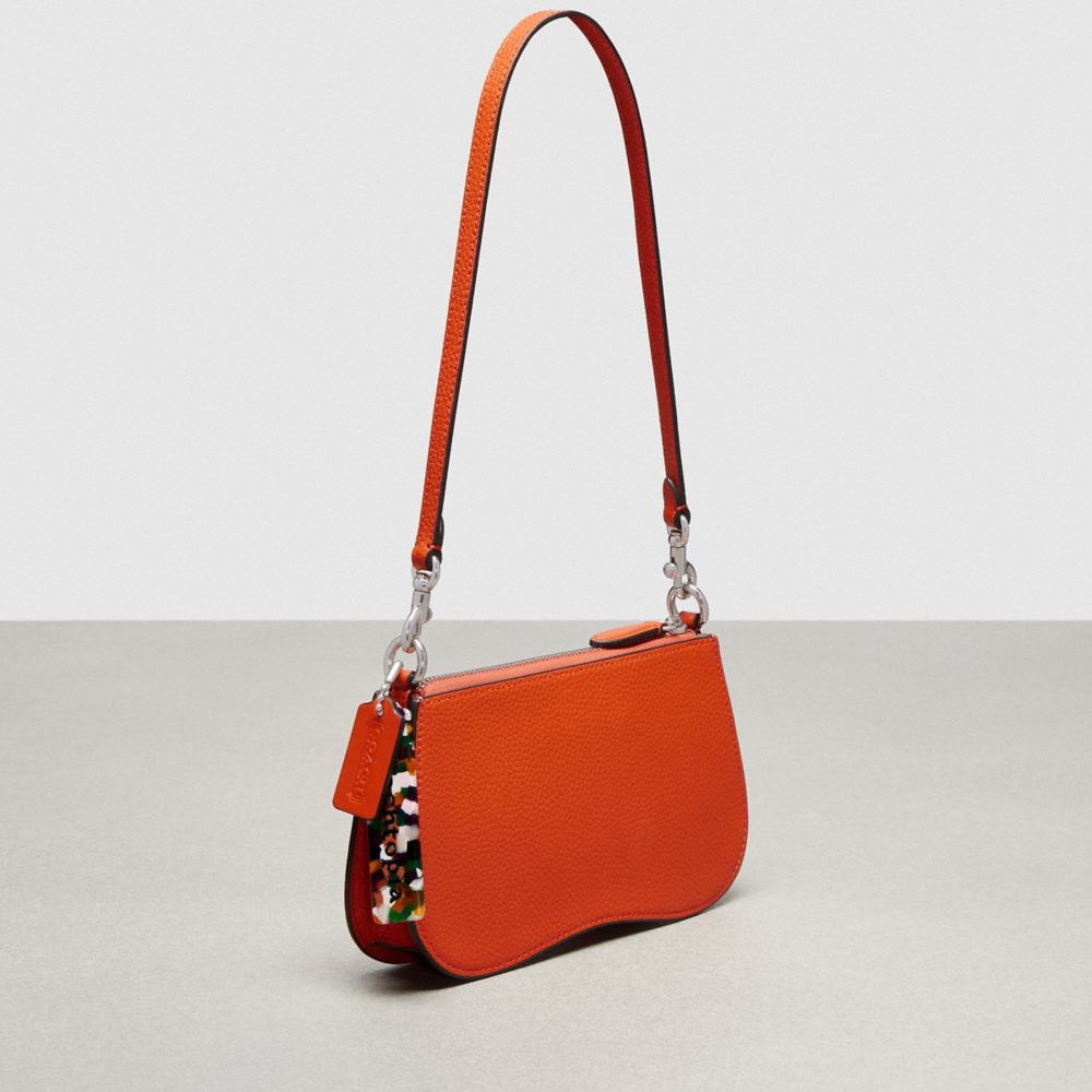 Sun Orange Coach Wavy Baguette Bag In Pebbled Coachtopia Leather | COH864745